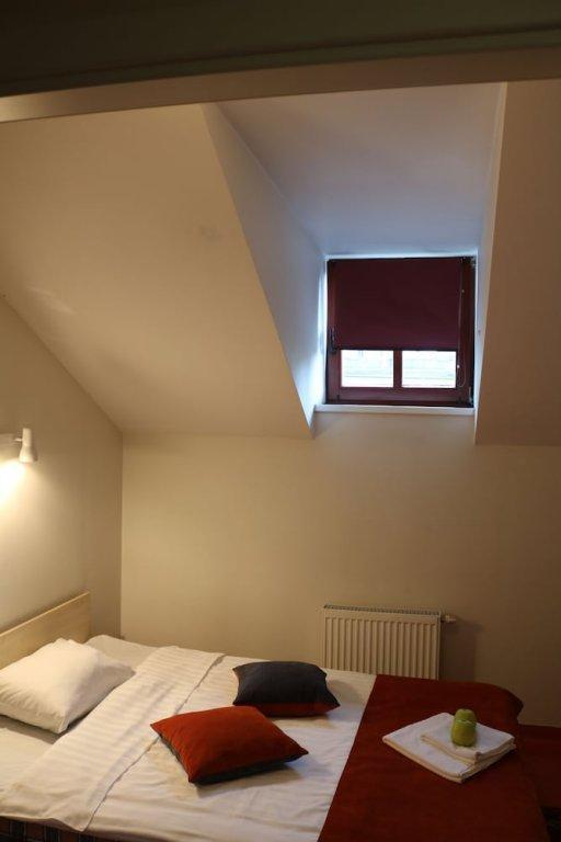 Hotel Apple Economy 2*