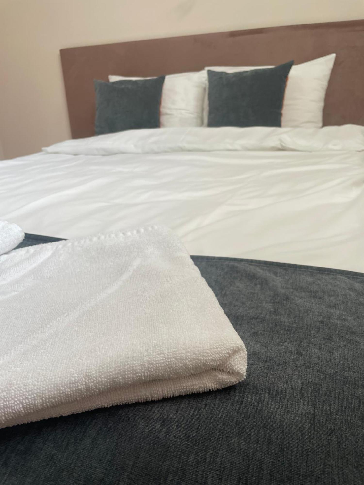 Apple Economy Hotel